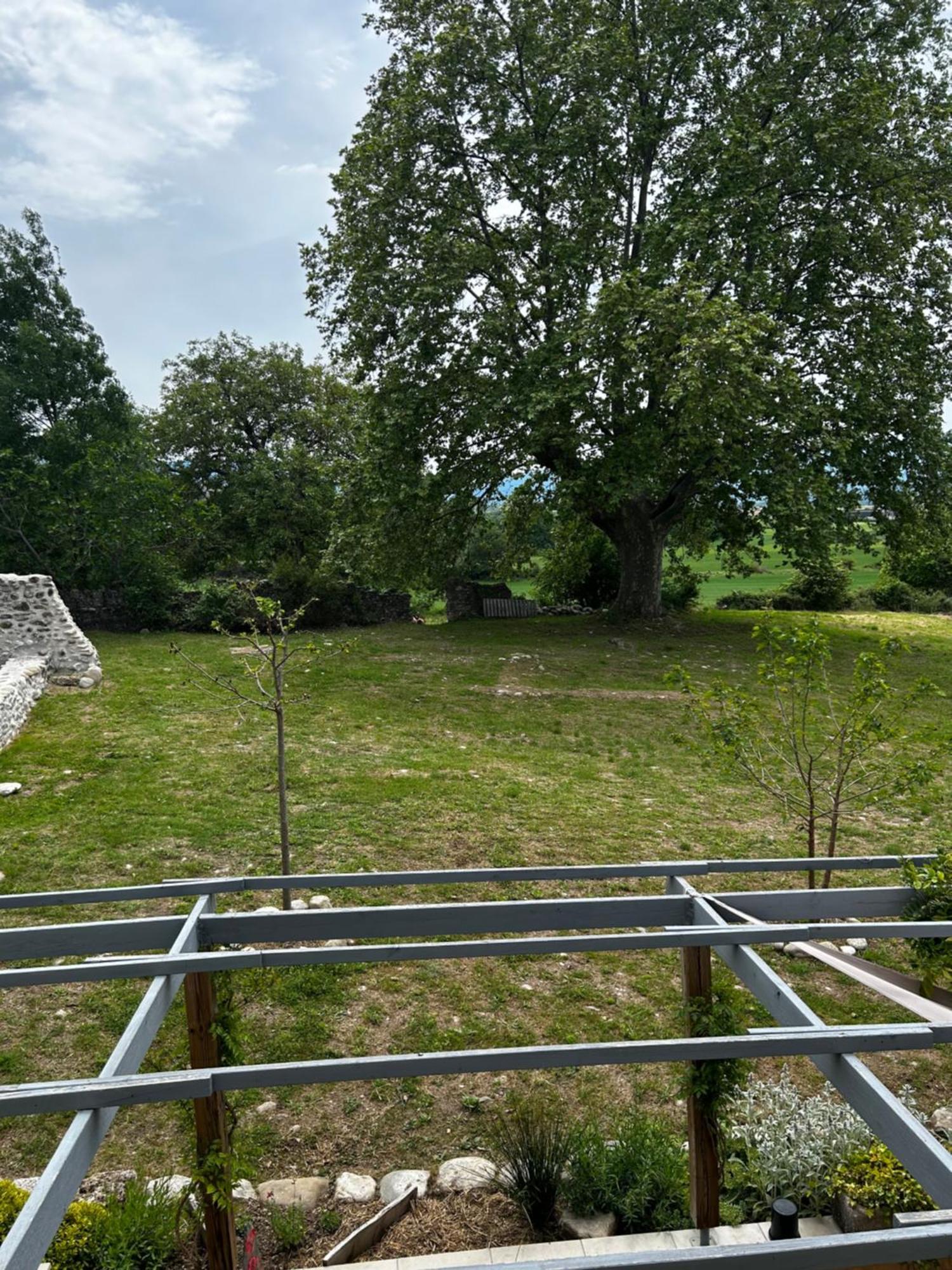 Le Gast, Vaumeilh Exterior foto